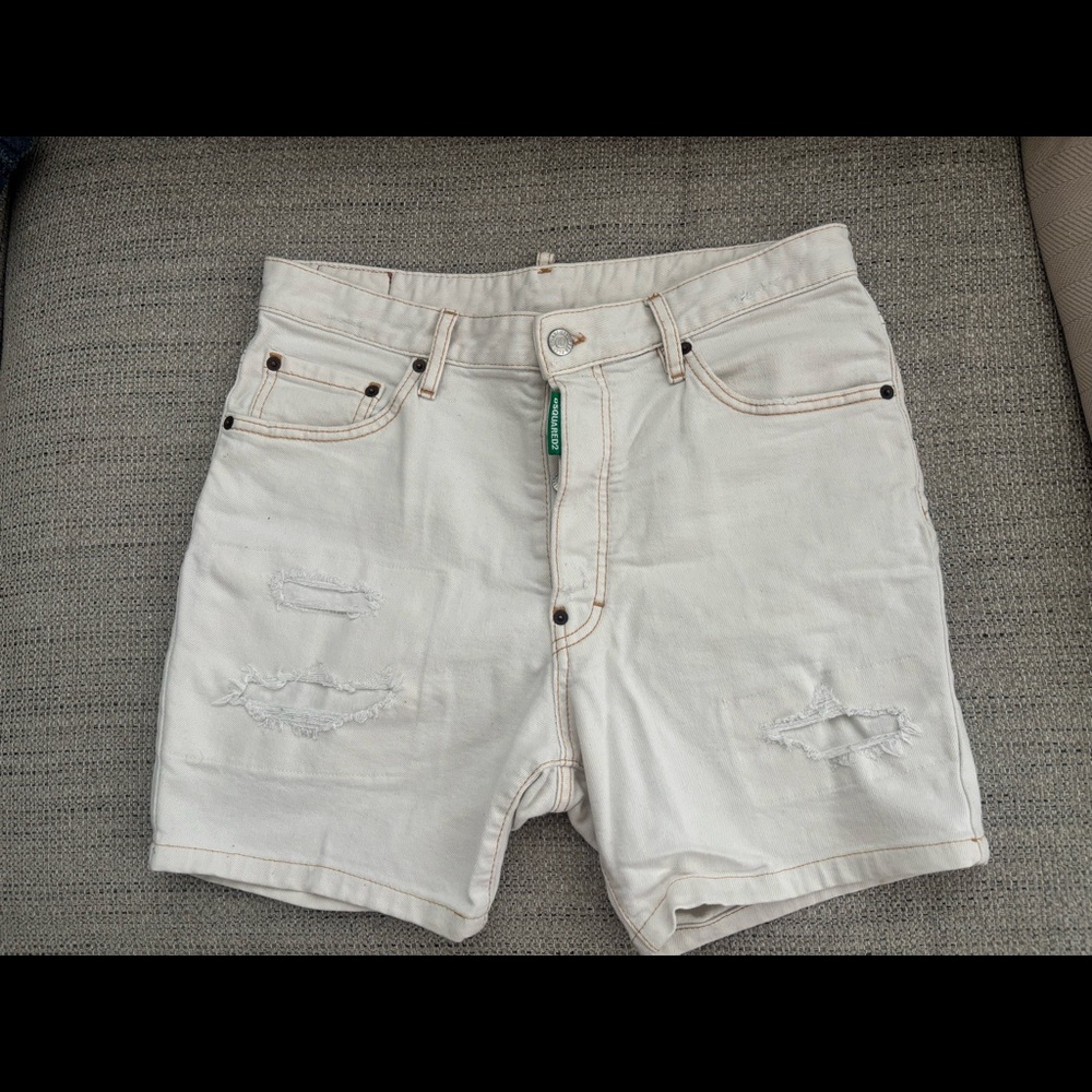 DSQUARED2 Marine Shorts – Size 46 (Made in Italy) white
